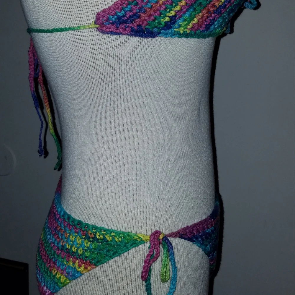 Crochet bikini - Picture 9 of 9